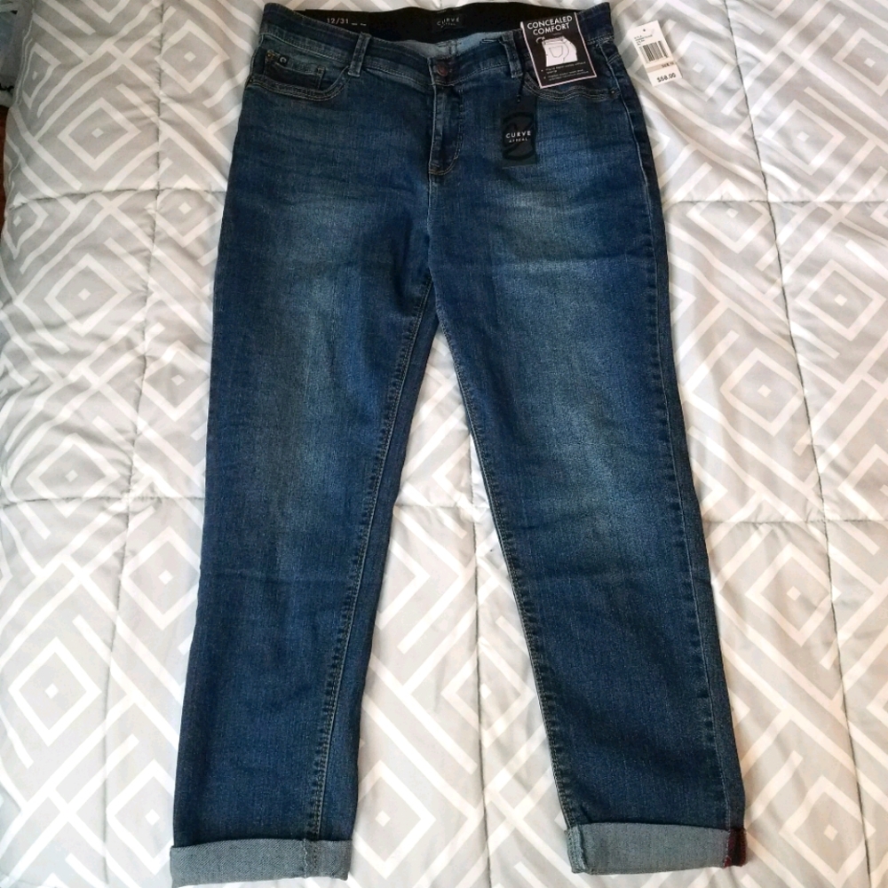 NWT CURVE APPEAL Concealed Comfort Jeans 12/31